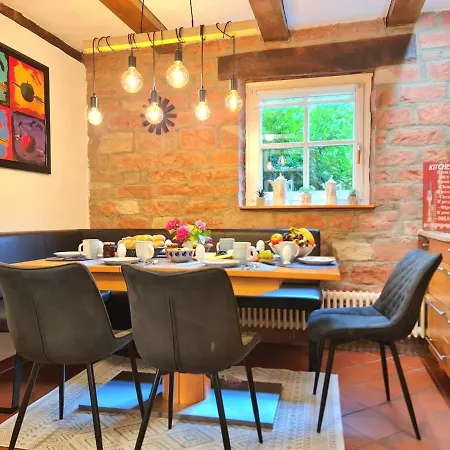 Avahome: Haus Fuer 16, Wlan, Parkplaetze, Netflix, Nespresso 아파트