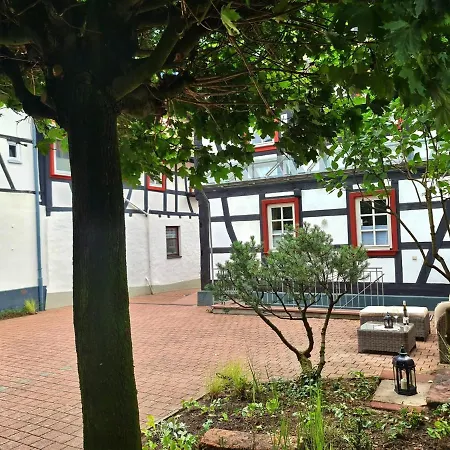 Avahome: Haus Fuer 16, Wlan, Parkplaetze, Netflix, Nespresso Apartment Kandel