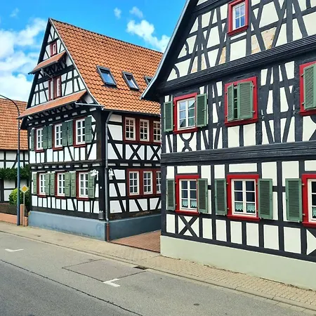 Avahome: Haus Fuer 16, Wlan, Parkplaetze, Netflix, Nespresso