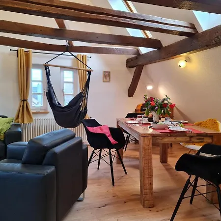 Avahome: Haus Fuer 16, Wlan, Parkplaetze, Netflix, Nespresso Kandel