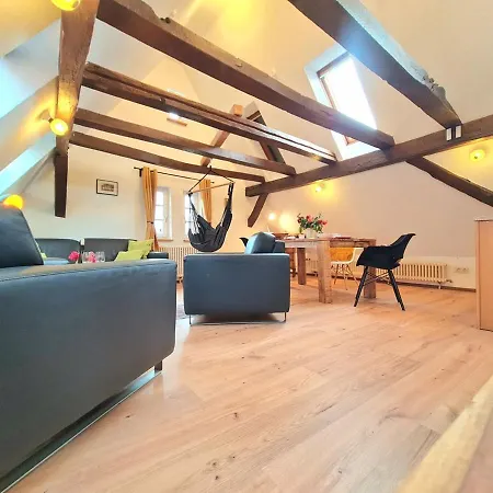 Avahome: Haus Fuer 16, Wlan, Parkplaetze, Netflix, Nespresso Lägenhet Kandel