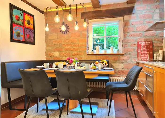 Avahome: Haus Fuer 16, Wlan, Parkplaetze, Netflix, Nespresso 아파트