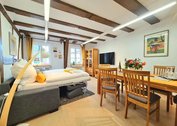 Avahome: Haus Fuer 16, Wlan, Parkplaetze, Netflix, Nespresso 아파트 칸델