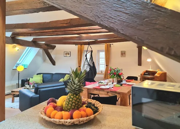 Avahome: Haus Fuer 16, Wlan, Parkplaetze, Netflix, Nespresso Apartamento